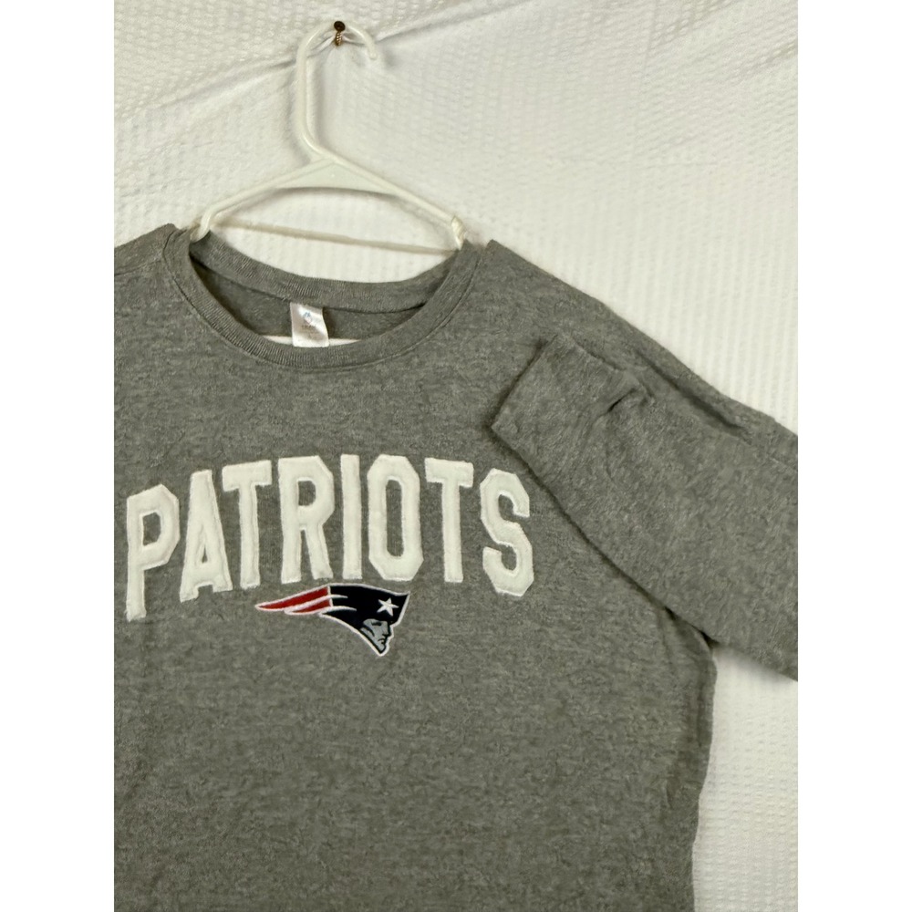 NFL Team Apparel New England Patriots Womens Sleepwear Sweatshirt Gray Large
